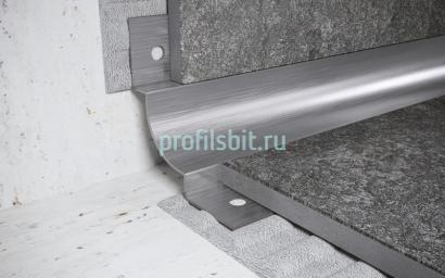 Стальной профиль для внутренних углов закладной 10 мм FWM 10 S сатинированная сталь 2,7 м