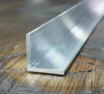 Алюминиевый уголок 15х15 мм ПБ15х15 алюминий натуральный 3 м