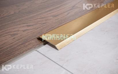 Одноуровневый порог стальной 40 мм FA 4 GM золото сатинированное 2,7 м