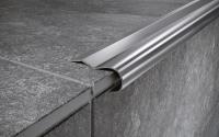 Угловой порог стальной 40х10 мм FCR 10 M сатинированная сталь 2,7 м