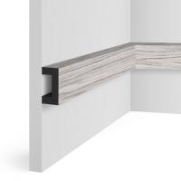 Молдинг 40х20 мм Hiwood LB40 GR24 под дерево 2,7м