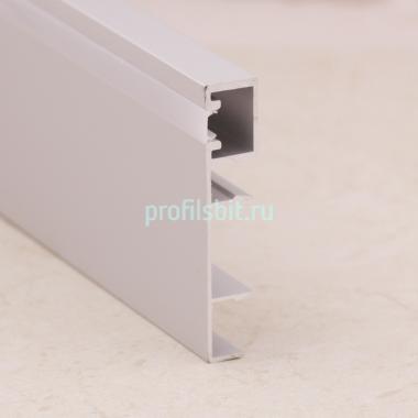 Алюминиевый плинтус для пола с подсветкой 50х10 мм ПЛС-50-02/270 серебро матовое 2.7 м